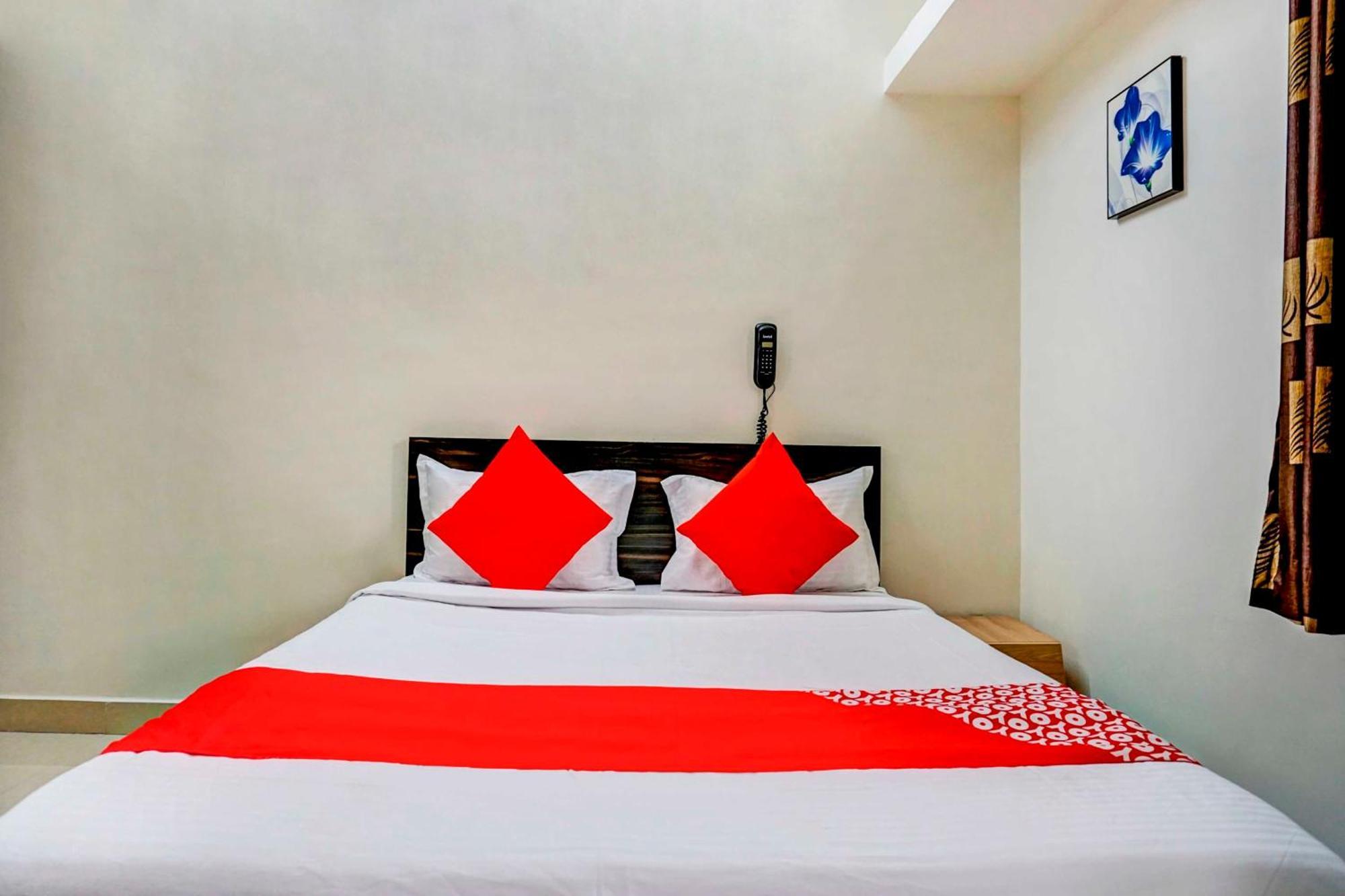 Hotel O Komfort Inn بونة المظهر الخارجي الصورة
